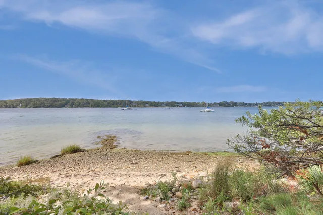 $4,395,000 | 267 Barnes Road, Oak Bluffs, MA 02557