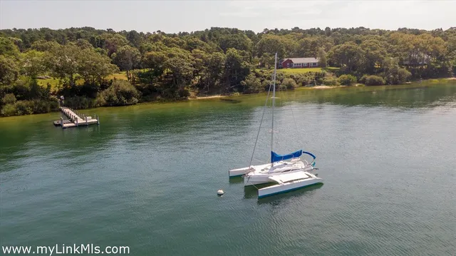 $4,395,000 | 267 Barnes Road, Oak Bluffs, MA 02557