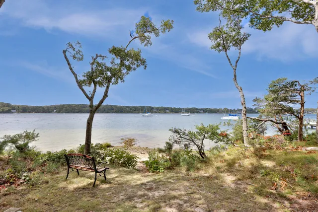 $4,395,000 | 267 Barnes Road, Oak Bluffs, MA 02557