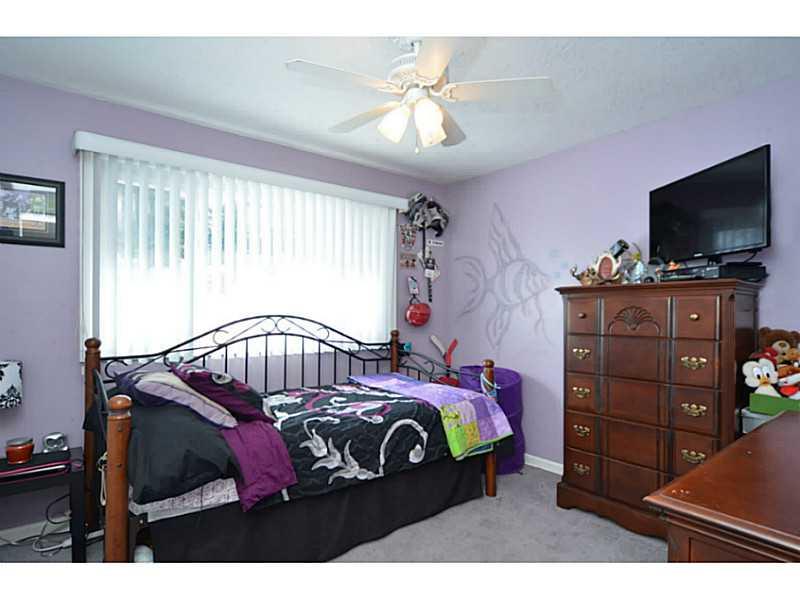 167 McIntyre Road Pittsburgh, PA 15237 - Photo 16 of 25 Bedroom.