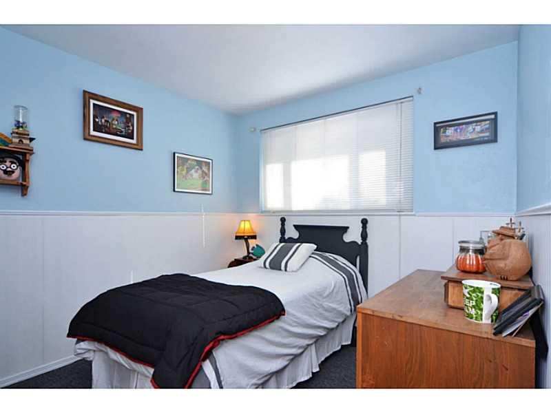 167 McIntyre Road Pittsburgh, PA 15237 - Photo 21 of 25 Den. Optional 4th bedroom or office area on the lower level!