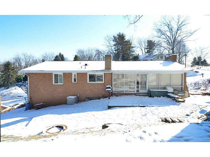 167 McIntyre Road Pittsburgh, PA 15237 - Photo 22 of 25 Exterior Back.