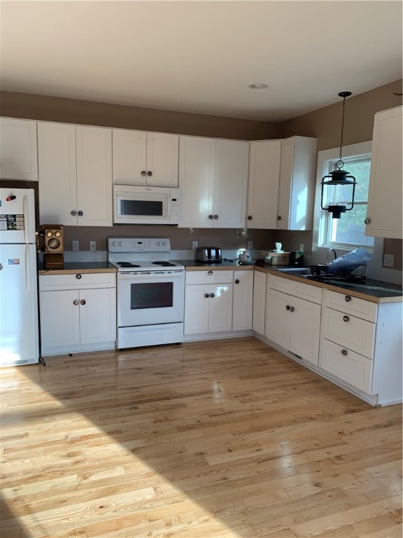 9 Hollow Road North Smithfield, RI 02896 - Photo 15 of 19 Gallery Image 15