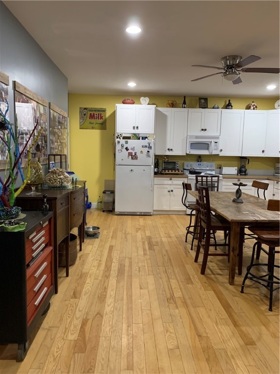 9 Hollow Road North Smithfield, RI 02896 - Photo 5 of 19 Gallery Image 5