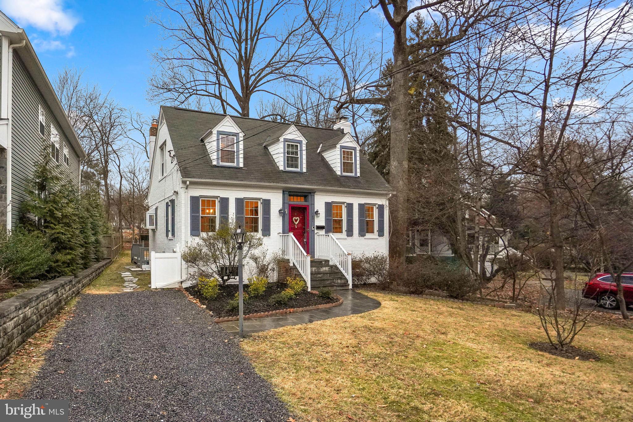 1601 Grace Church Road Silver Spring, MD 20910 - Photo 2 of 60