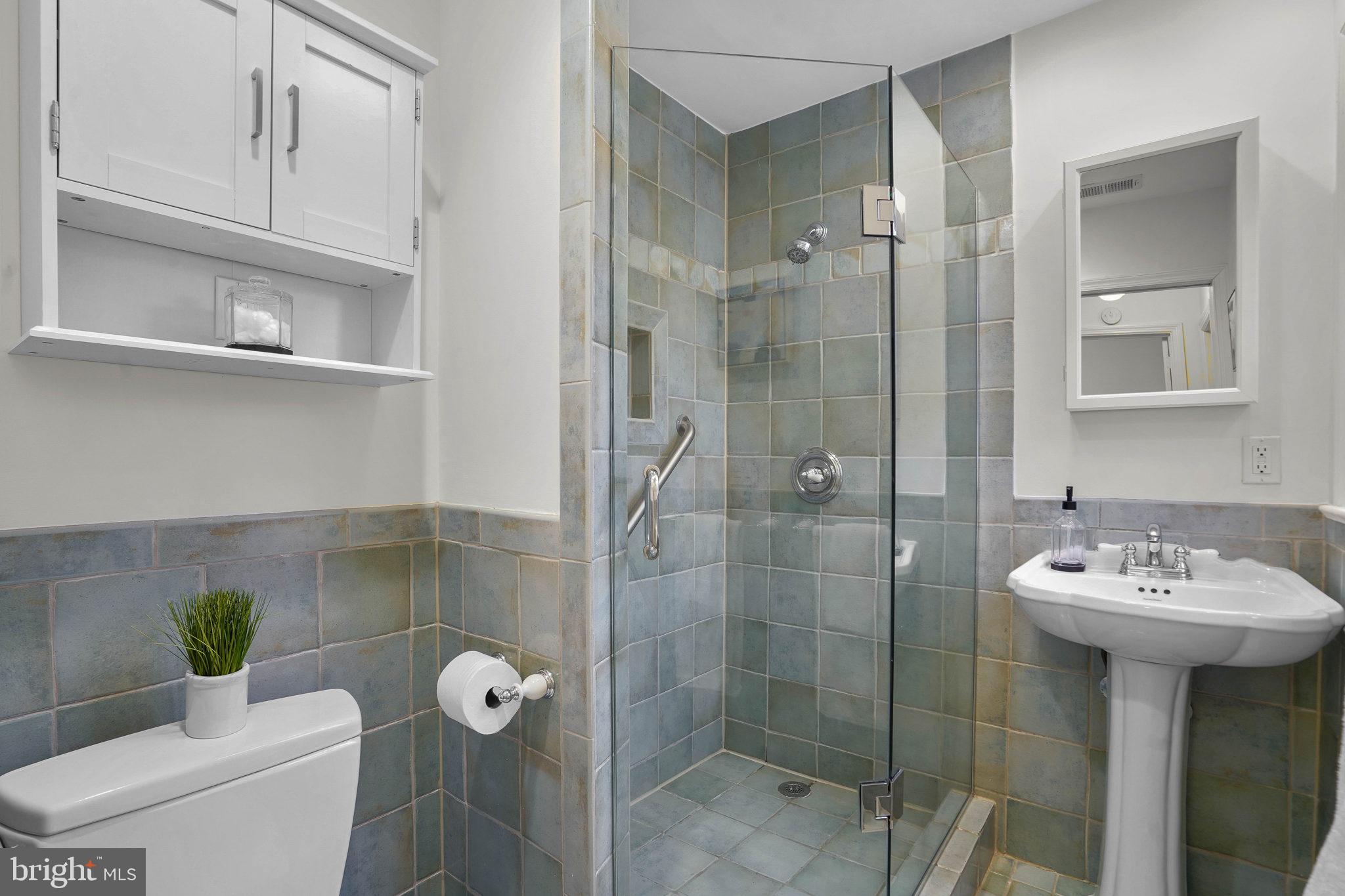 1601 Grace Church Road Silver Spring, MD 20910 - Photo 25 of 60