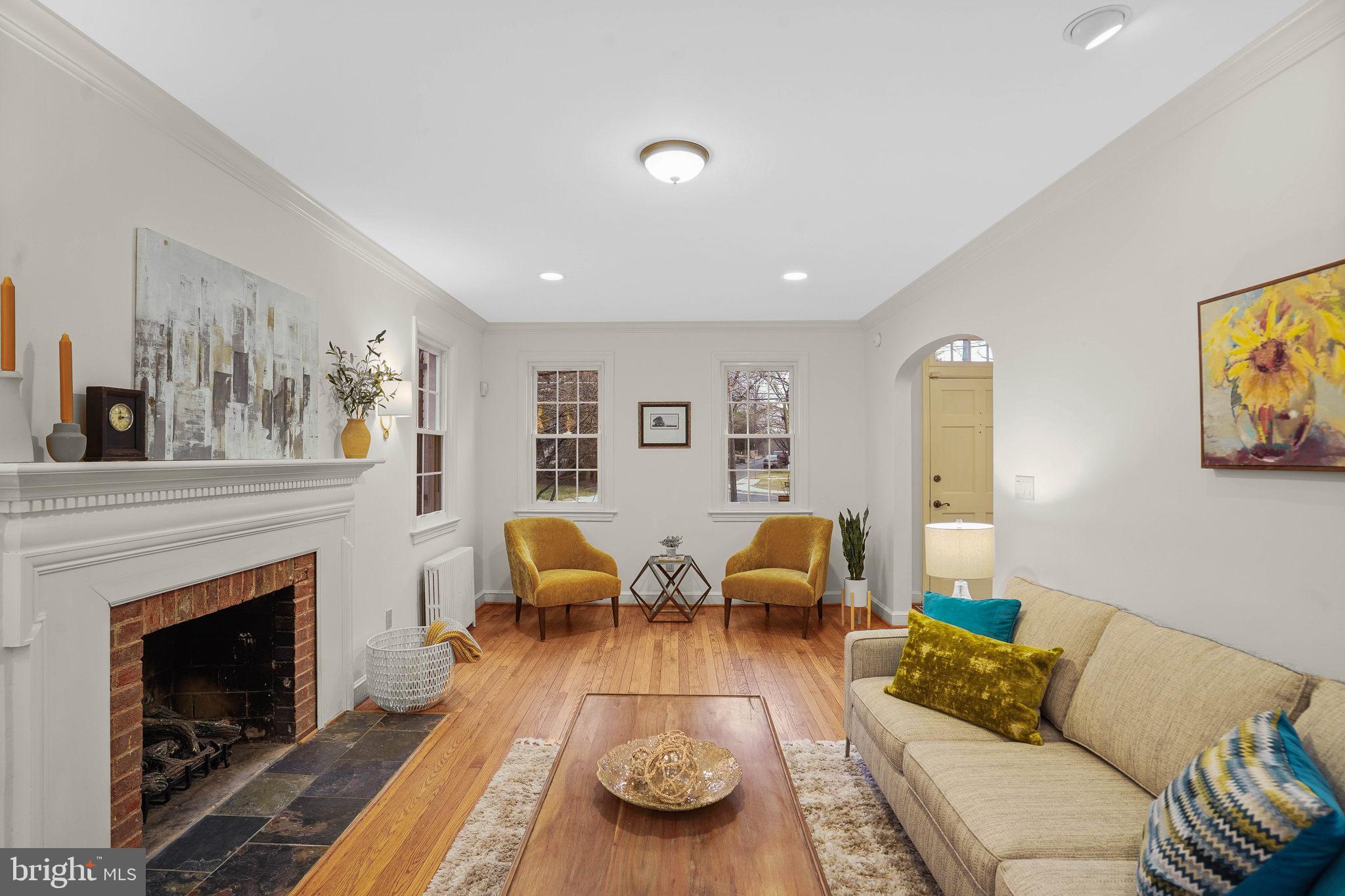 1601 Grace Church Road Silver Spring, MD 20910 - Photo 5 of 60