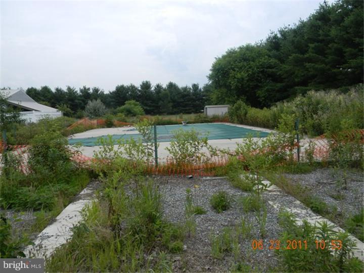 173 Bordentown Georgetown Road Chesterfield, NJ 08515 - Photo 8 of 24 Exterior Back