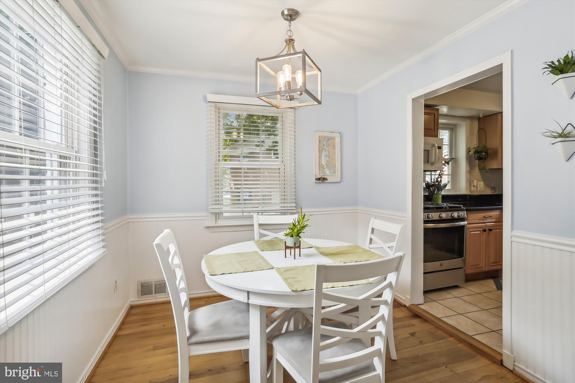 9918 Big Rock Road Silver Spring, MD 20901 - Photo 10 of 35 Dining Room