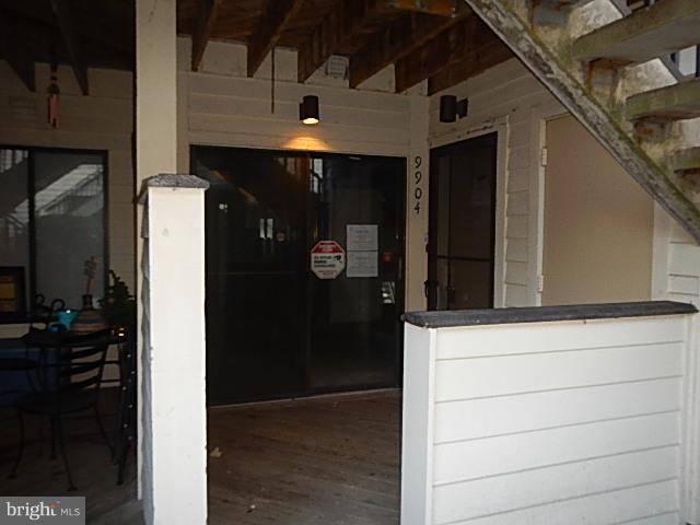 9904 Hellingly Place, Unit 155 Gaithersburg, MD 20879 - Photo 2 of 11 Patio