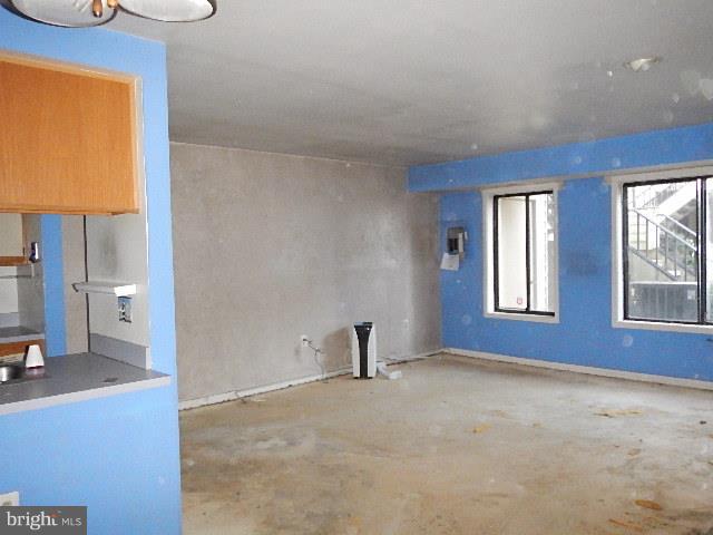 9904 Hellingly Place, Unit 155 Gaithersburg, MD 20879 - Photo 5 of 11 Dining Area