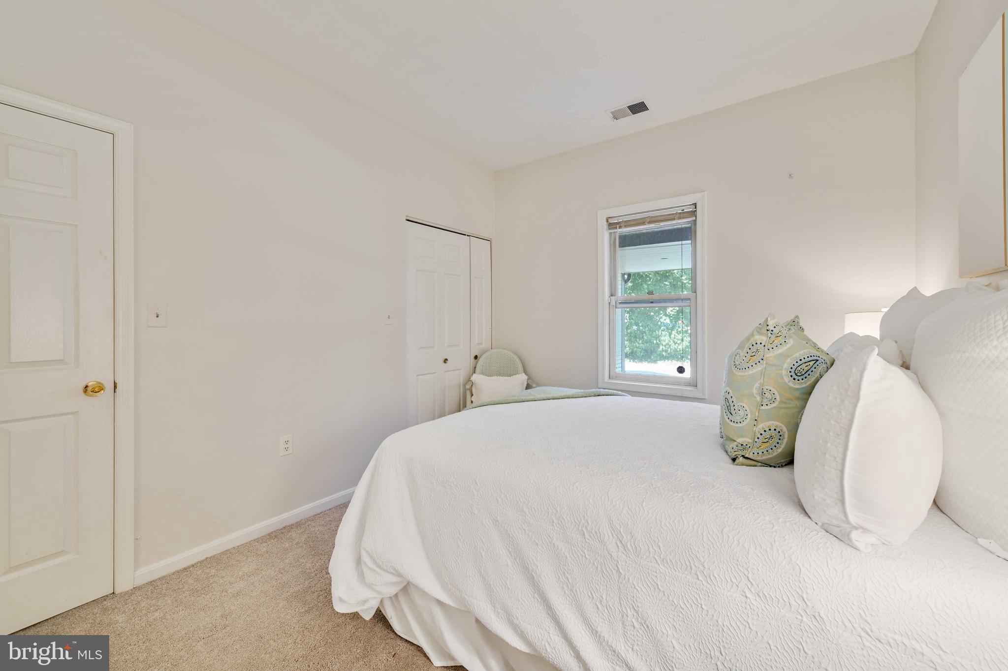 4202 Roland Avenue, Unit 104 Baltimore, MD 21211 - Photo 19 of 37 Bedroom #1