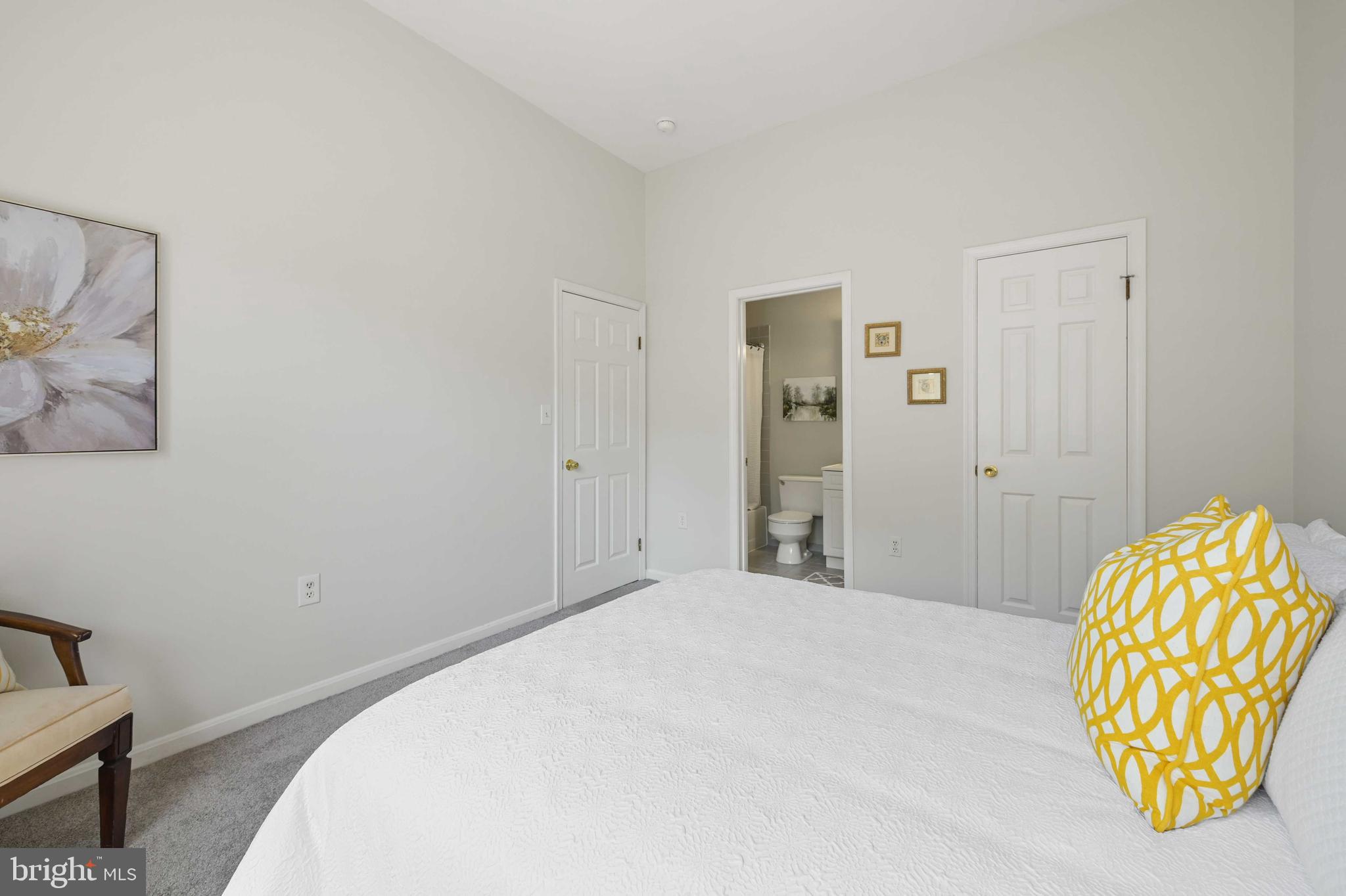 4202 Roland Avenue, Unit 104 Baltimore, MD 21211 - Photo 25 of 37 Bedroom #2 with its own full bath