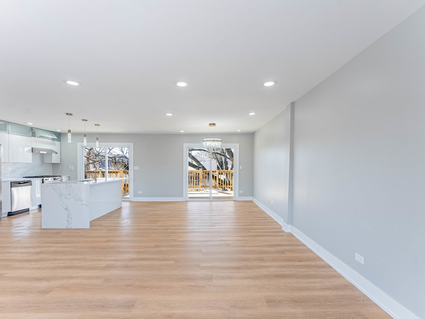 1116 Busse Road Mount Prospect, IL 60056 - Photo 12 of 33