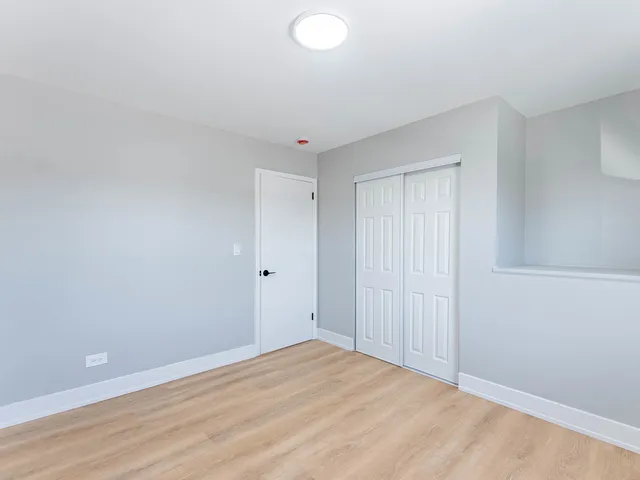 $515,000 | 1116 Busse Road, Mount Prospect, IL 60056