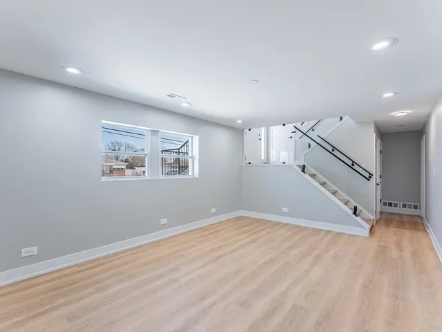 $515,000 | 1116 Busse Road, Mount Prospect, IL 60056