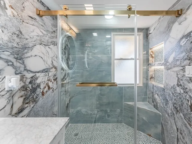 $515,000 | 1116 Busse Road, Mount Prospect, IL 60056