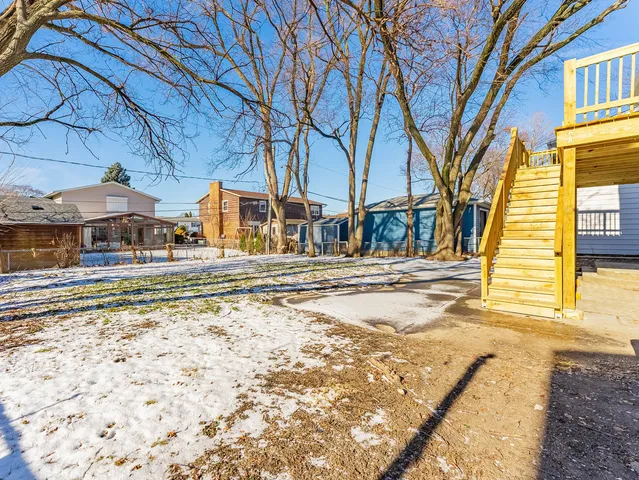 $515,000 | 1116 Busse Road, Mount Prospect, IL 60056