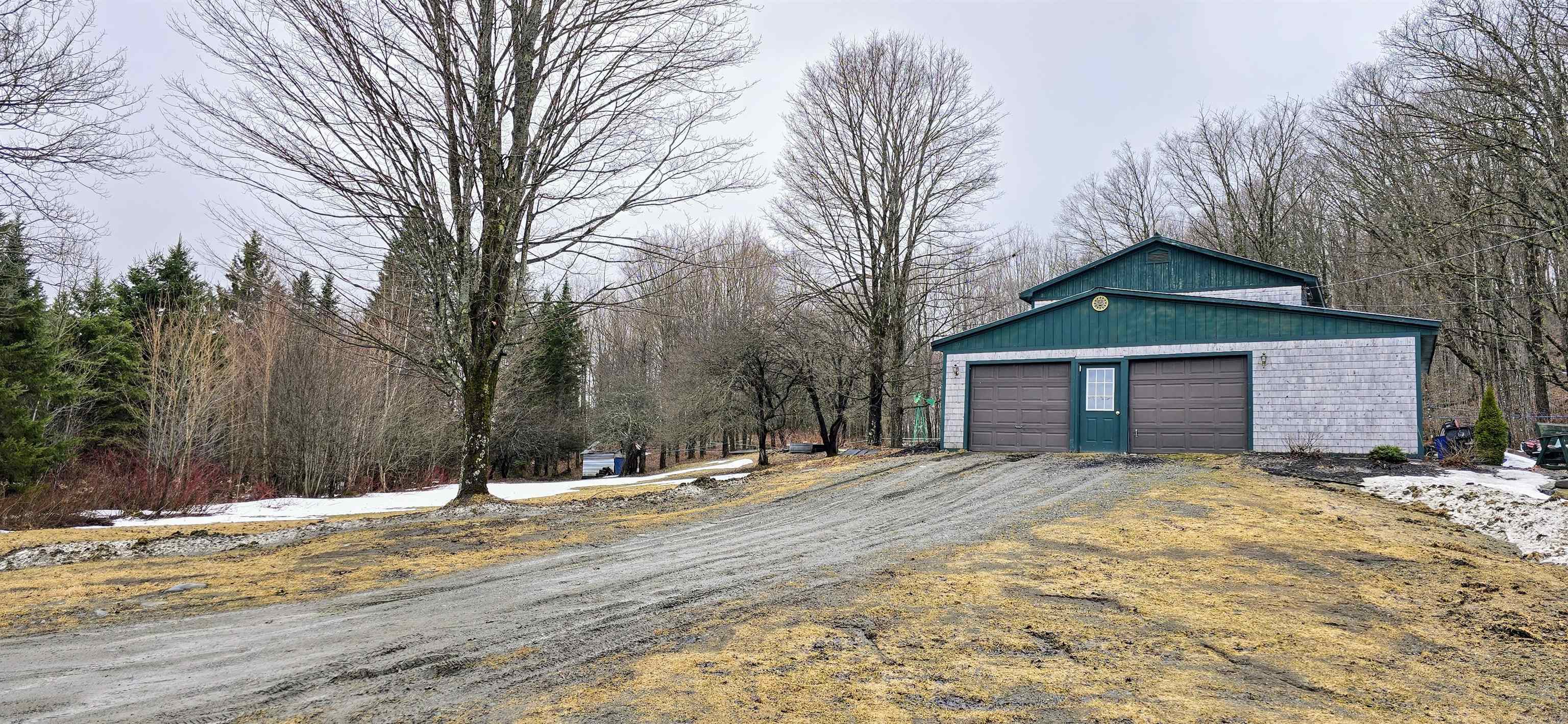 681 Phillips Road Glover, VT 05875 - Photo 8 of 42