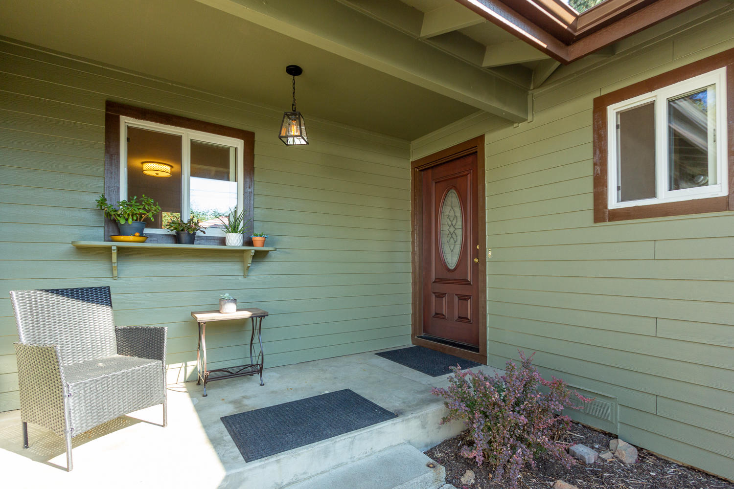20388 Rae Road Bend, OR 97702 - Photo 1 of 30 Front entry patio/porch area