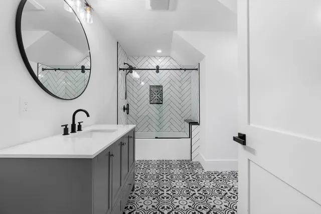 $2,089,000 | 6 Sanders Lane, Bolton, MA 01740