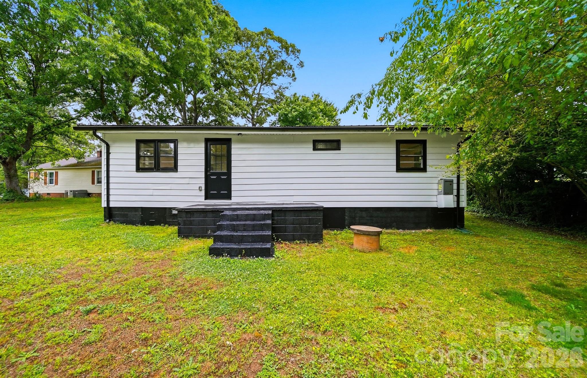 201 Cape Hickory Road Hickory, NC 28601 - Photo 14 of 16 a front view of a house with a yard