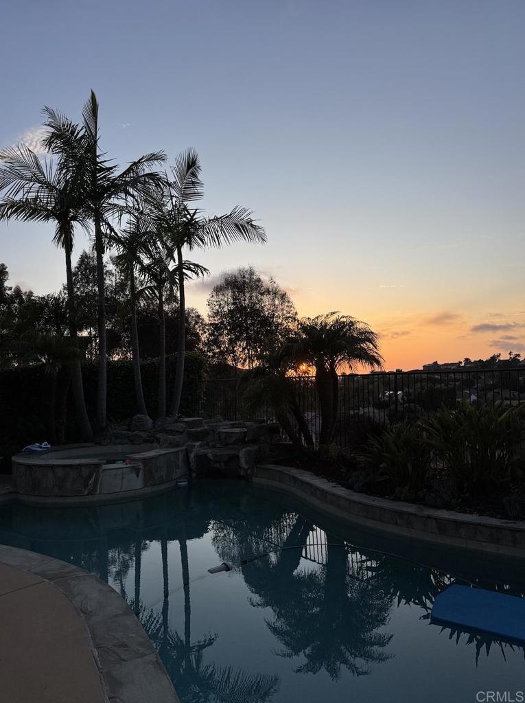 2218 Vista La Nisa Carlsbad, CA 92009 - Photo 3 of 4