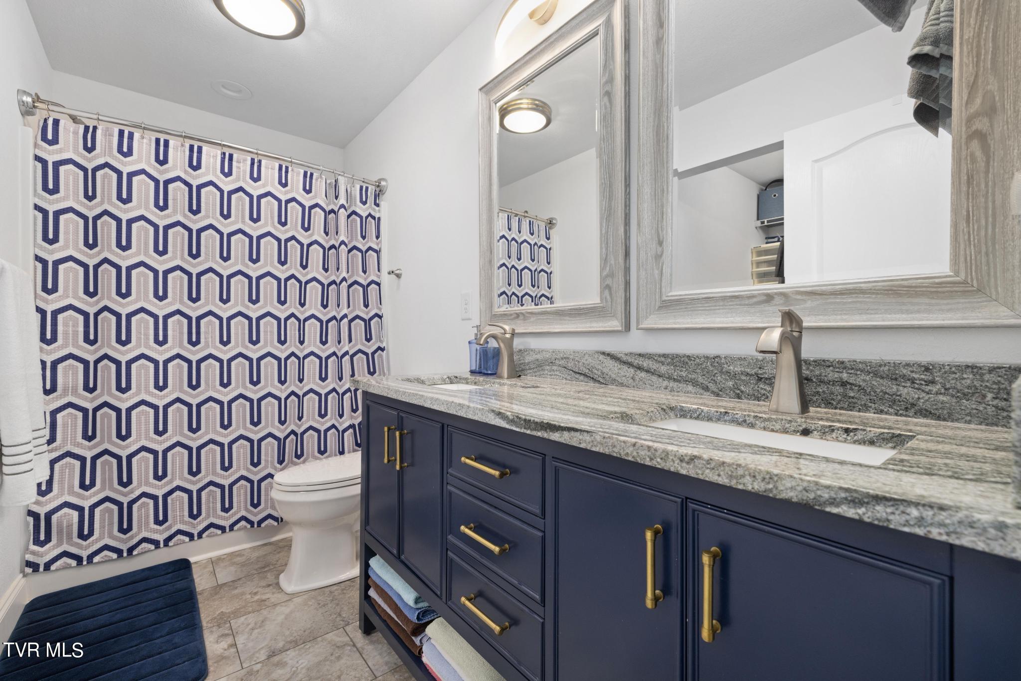 20 Brown Road Chuckey, TN 37641 - Photo 26 of 42 Primary Bathroom