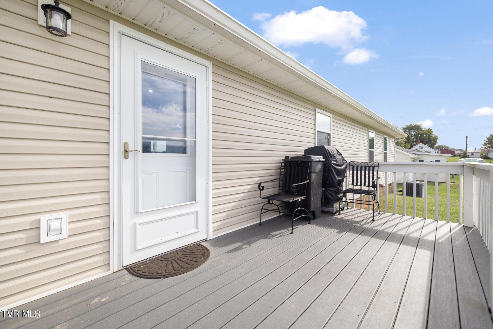 20 Brown Road Chuckey, TN 37641 - Photo 28 of 42 Back deck