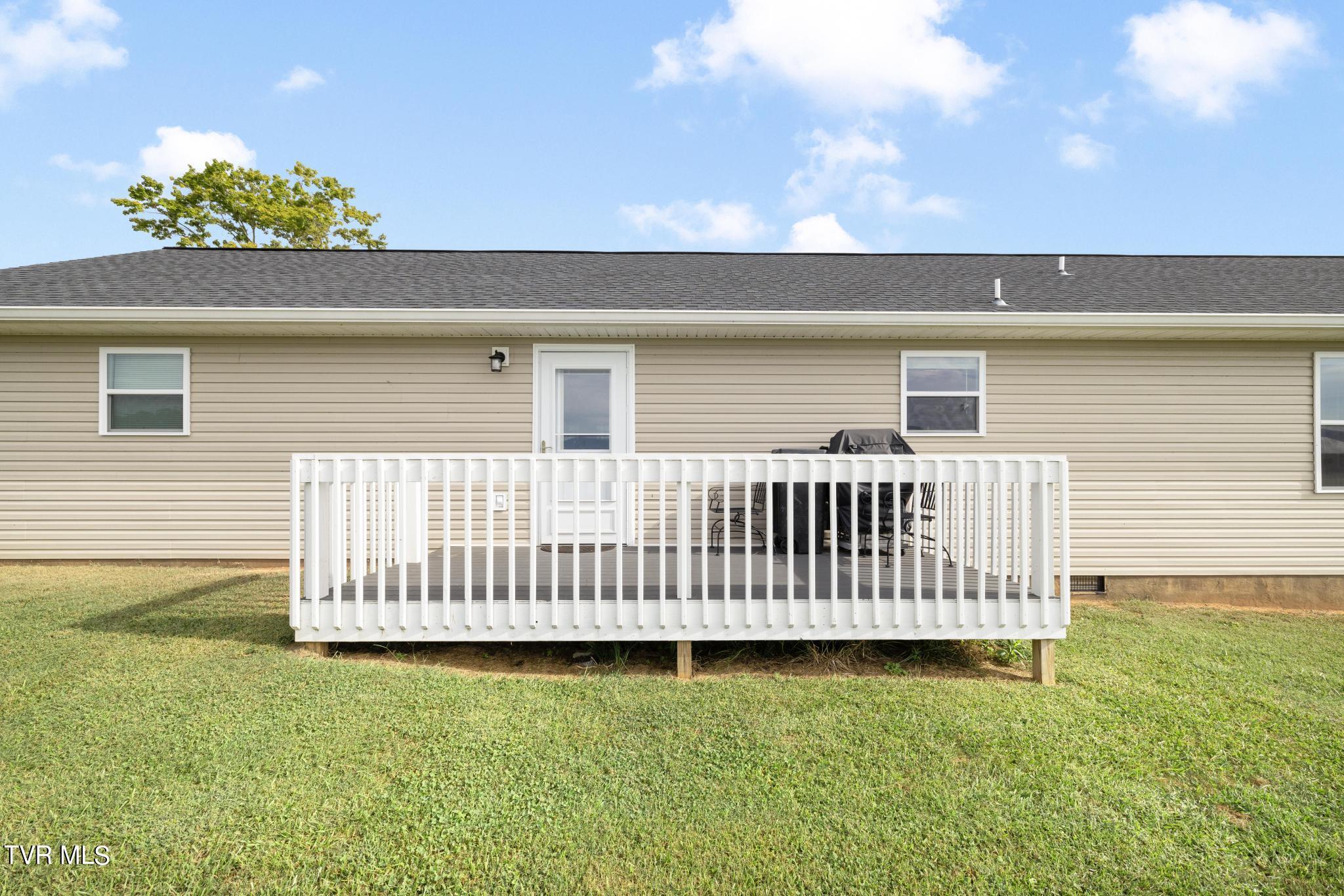 20 Brown Road Chuckey, TN 37641 - Photo 30 of 42 Back deck