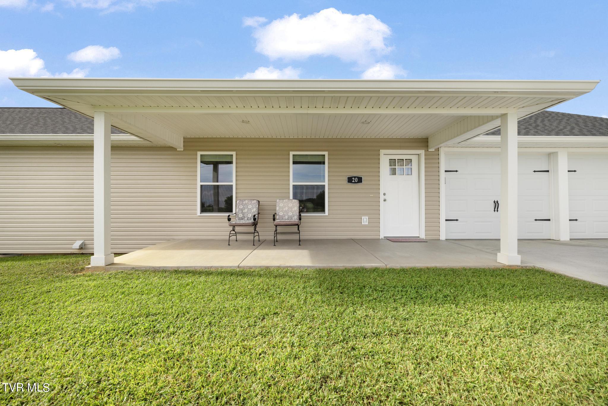 20 Brown Road Chuckey, TN 37641 - Photo 6 of 42 Covered front porch