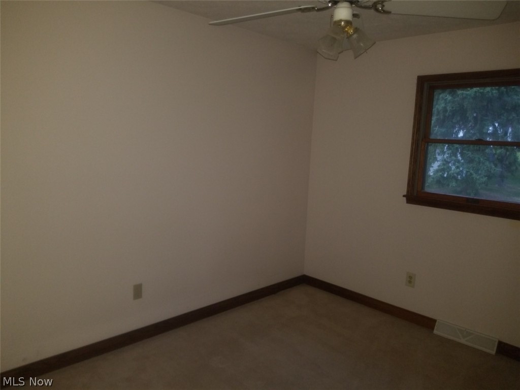 4613 13th Street Northwest Canton, OH 44708 - Photo 8 of 13