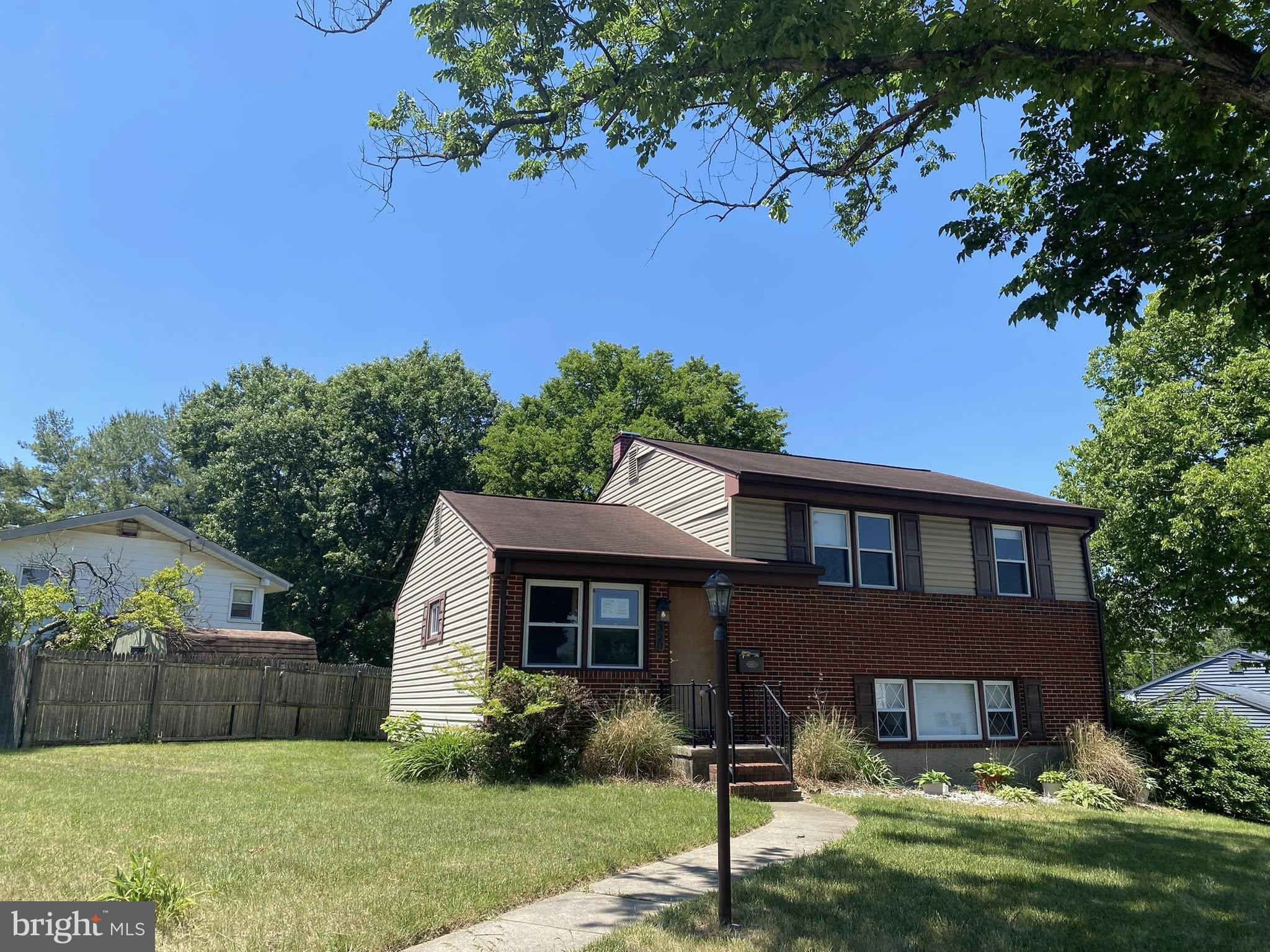 320 Ardmore Road Linthicum Heights, MD 21090 - Photo 2 of 23