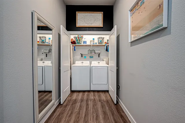 $330,000 | 108 Bay Oaks Drive, La Porte, TX 77571