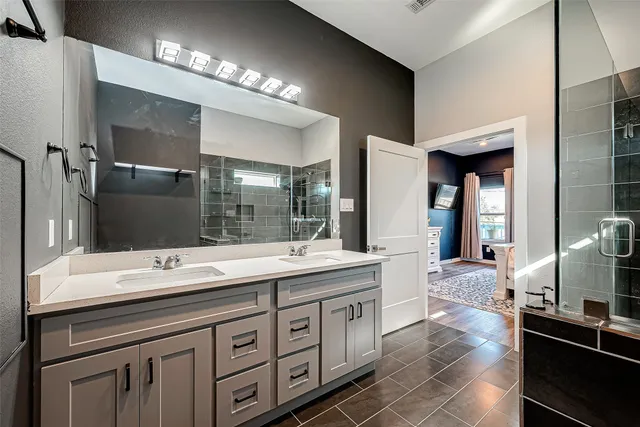 $330,000 | 108 Bay Oaks Drive, La Porte, TX 77571