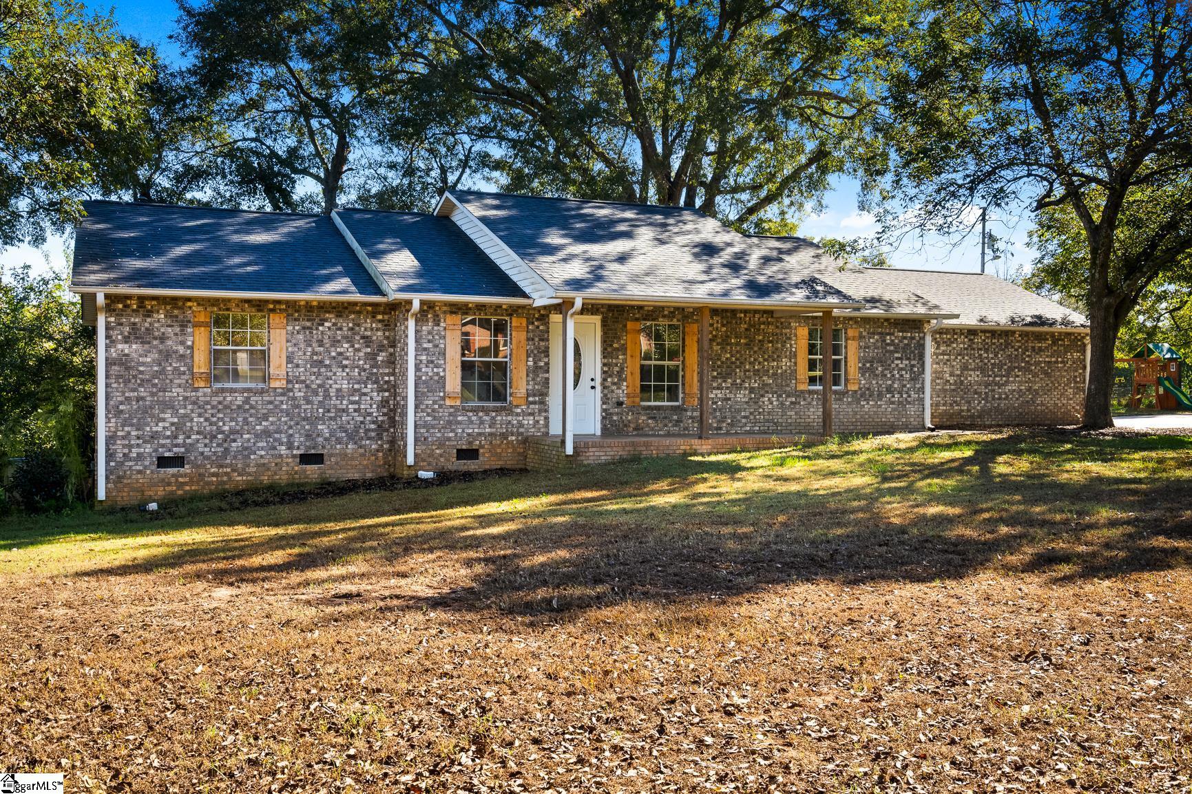 1723 Gerrard Road Anderson, SC 29625 - Photo 4 of 29