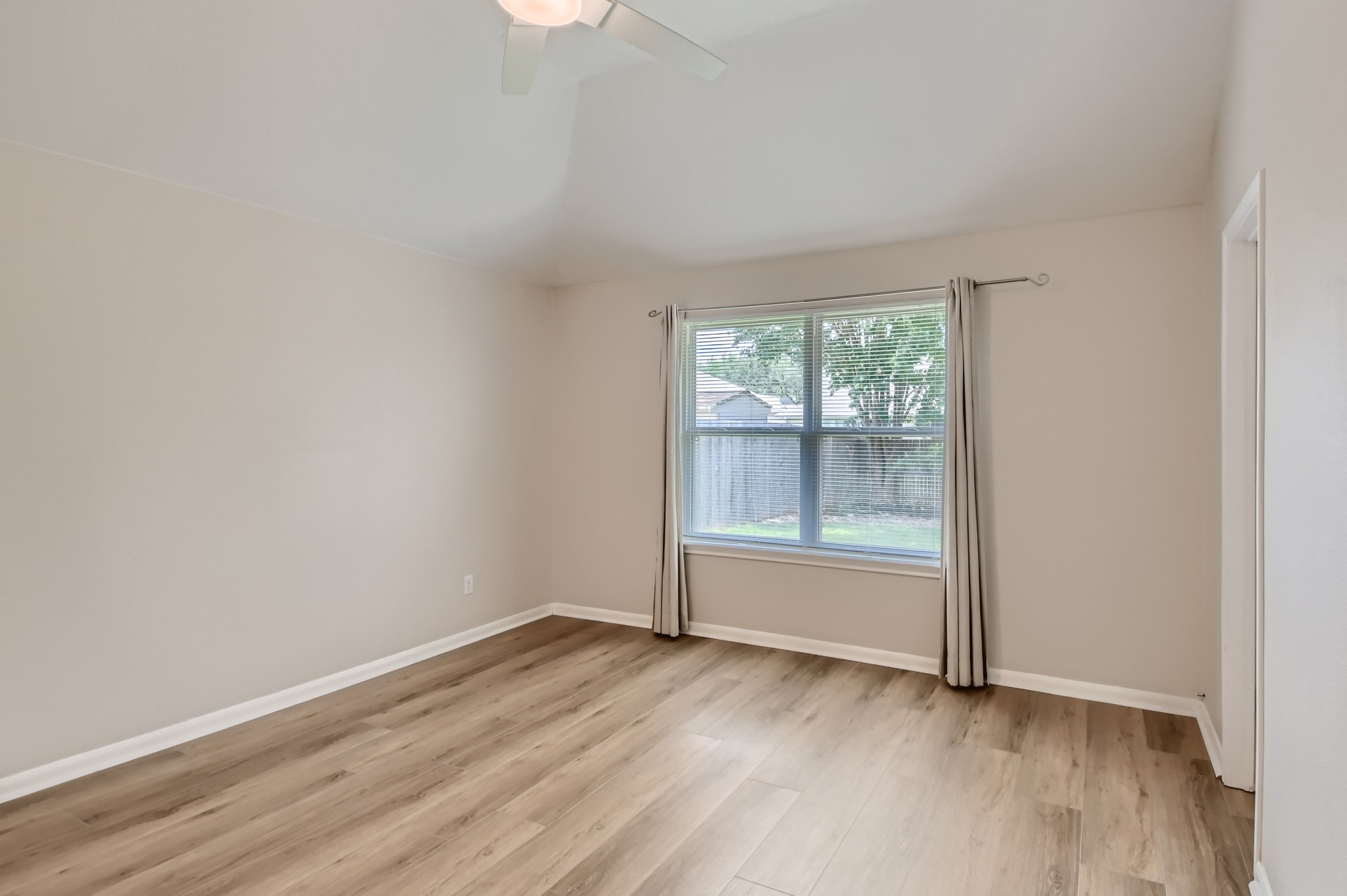 116 Copperwood Loop Round Rock, TX 78665 - Photo 16 of 27