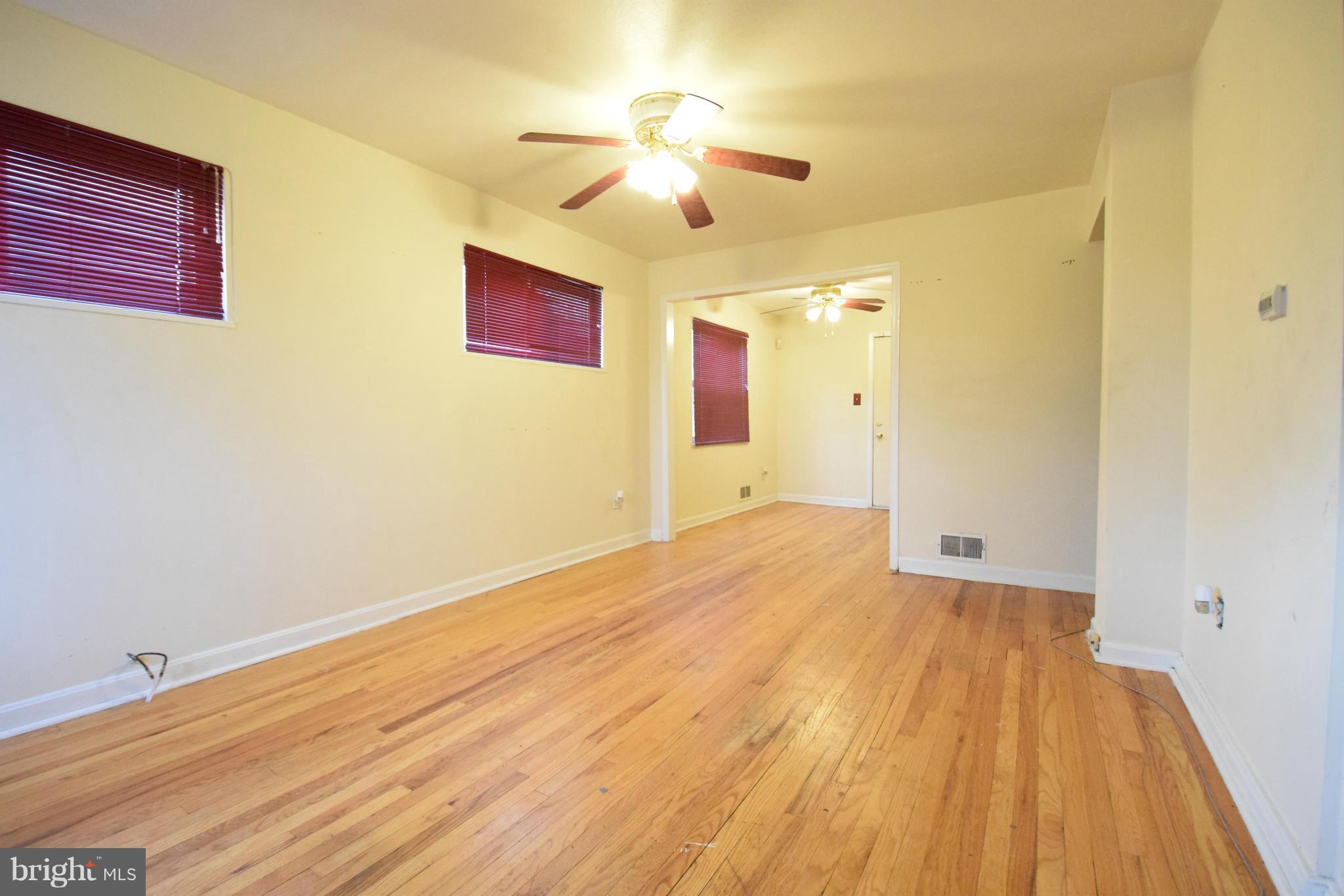 7304 Annapolis Road Hyattsville, MD 20784 - Photo 2 of 18 Living Room