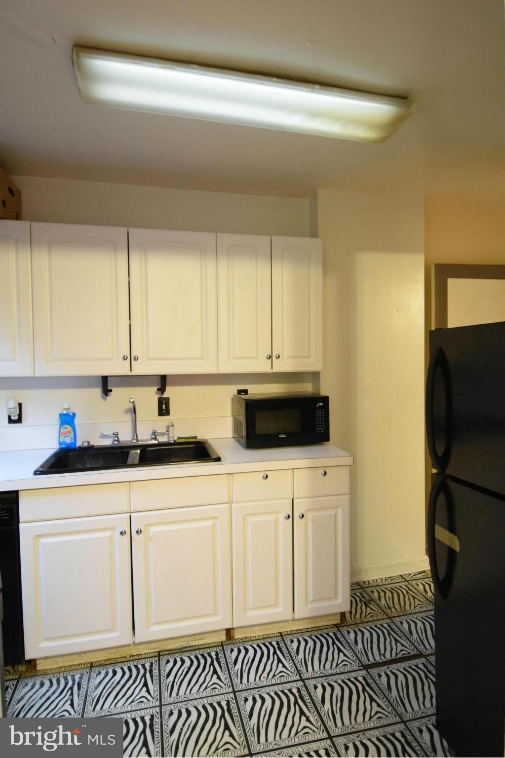 7304 Annapolis Road Hyattsville, MD 20784 - Photo 7 of 18 Kitchen