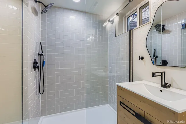 $700,000 | 8682 Garrison Court, Arvada, CO 80005