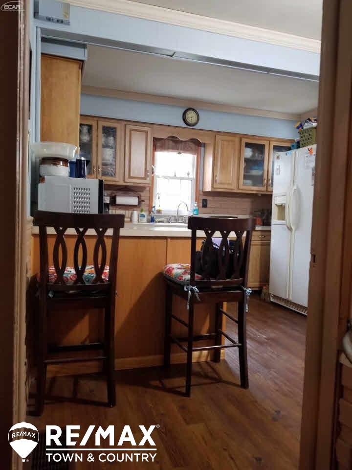 8452 North Clio Road Mount Morris, MI 48458 - Photo 8 of 23
