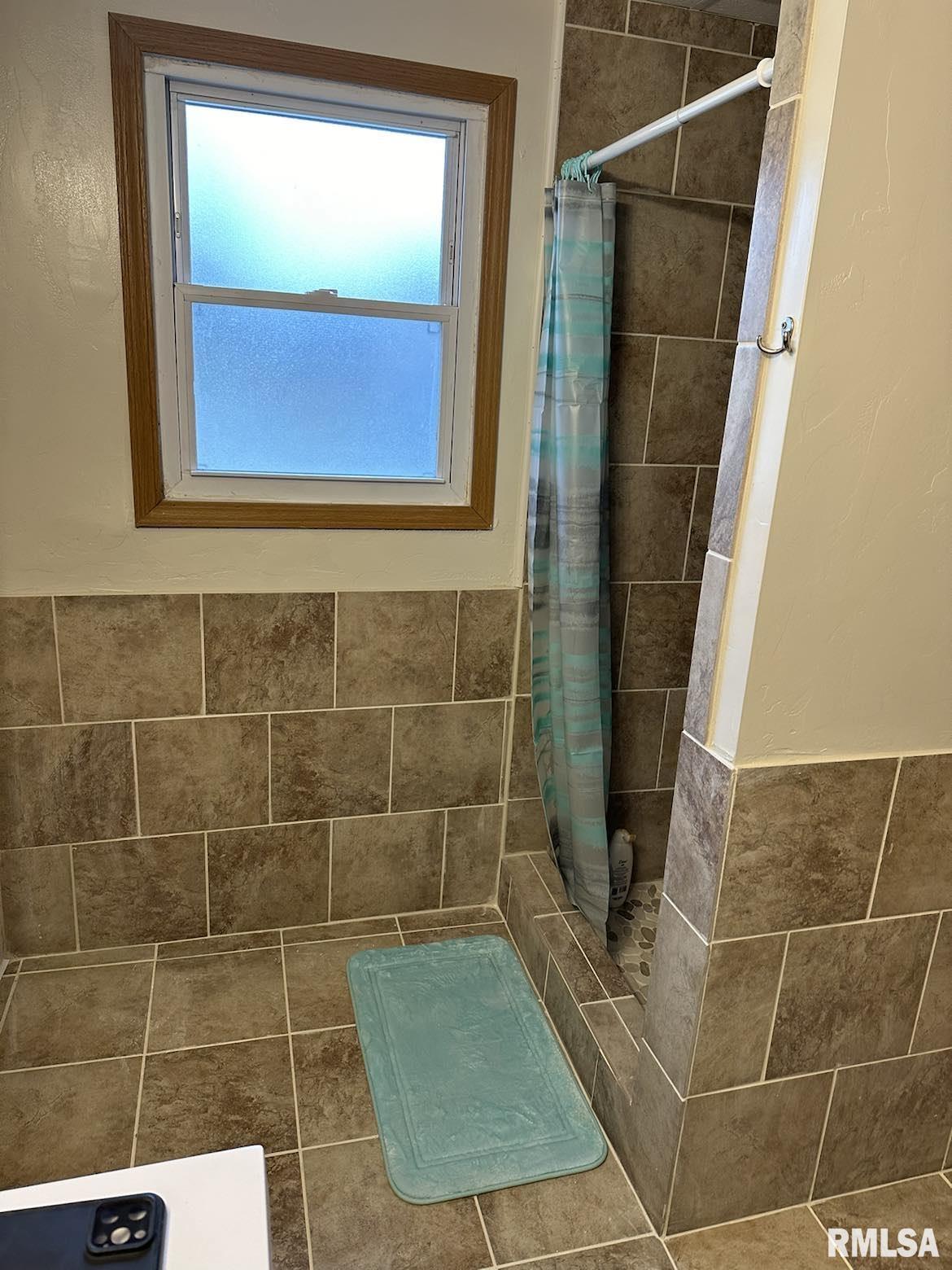 308 West Adams Road Macomb, IL 61455 - Photo 5 of 18 Gallery Image 5