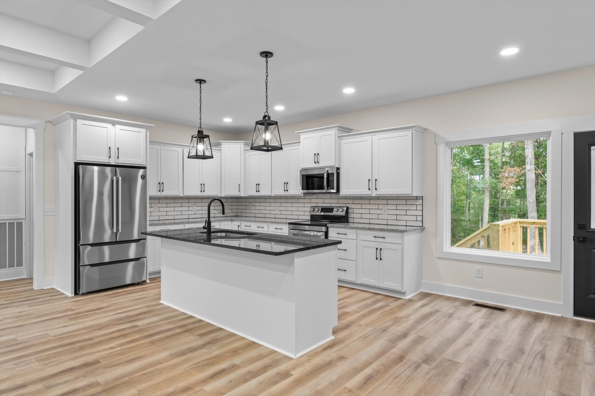 338 Jim Lyle Road Cumberland City, TN 37050 - Photo 10 of 28 Gallery Image 10