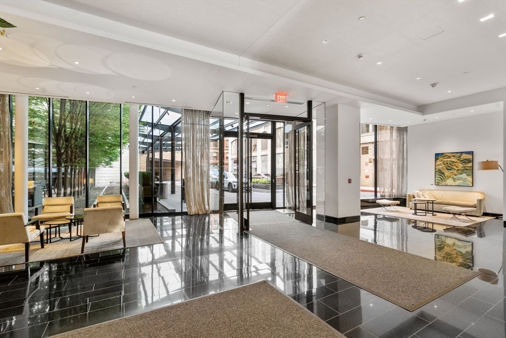 580 Washington Street, Unit 6D Boston, MA 02111 - Photo 3 of 17