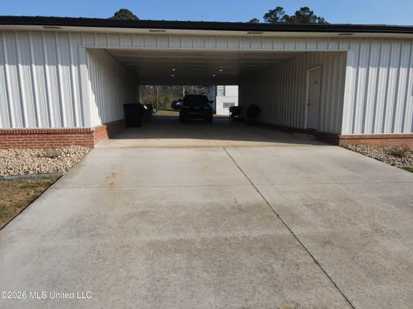 $1,500,000 | 612 Highway 51, Bogue Chitto, MS 39629