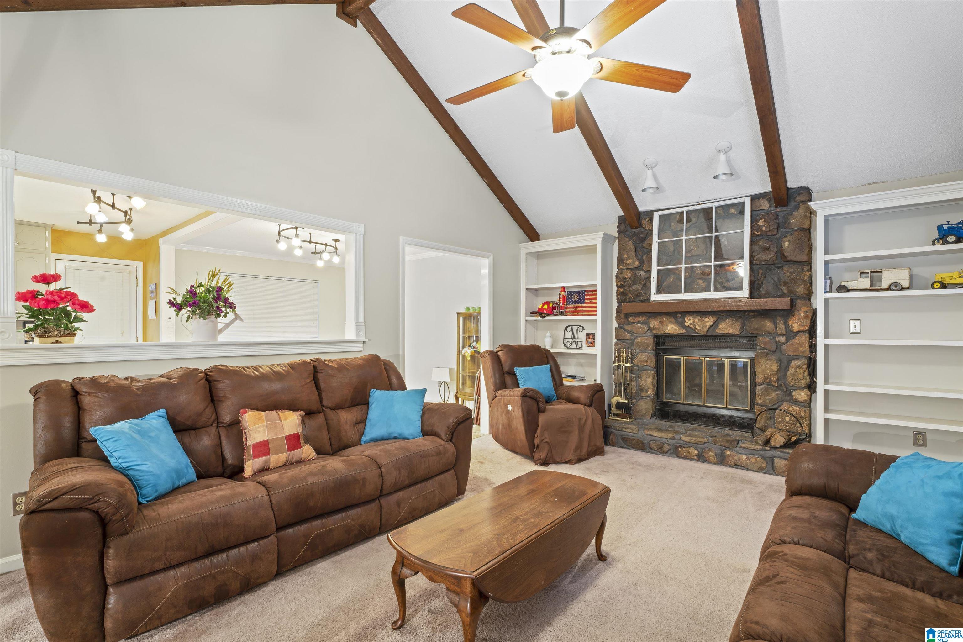 126 Forest Parkway Alabaster, AL 35007 - Photo 2 of 25