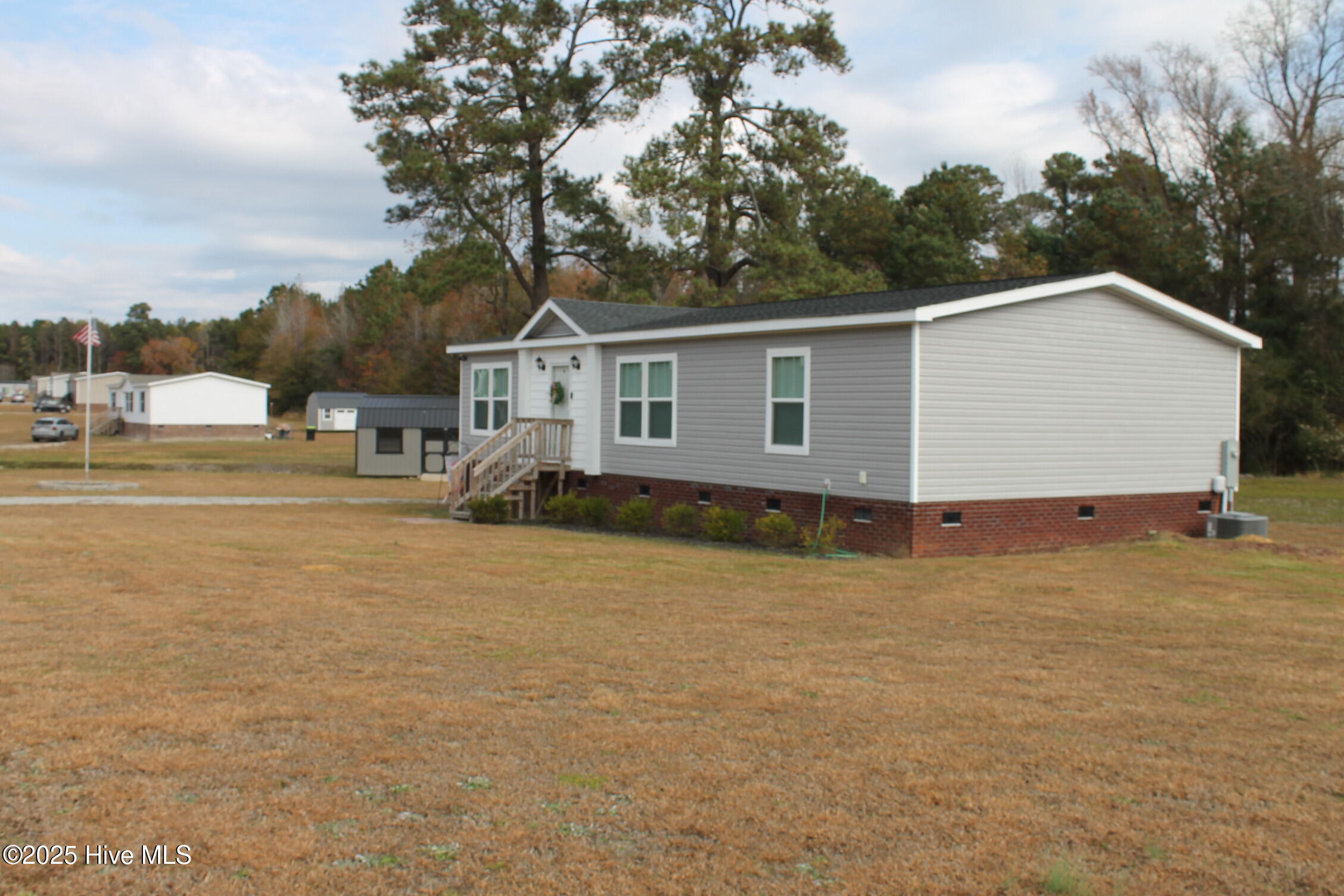 1454 Campground Road Whiteville, NC 28472 - Photo 7 of 46 IMG_3256