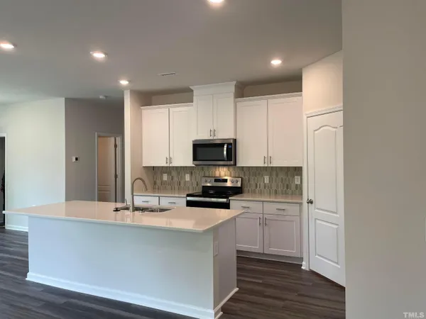 $1,995 | 101 Joneshaven Drive, Fuquay-Varina, NC 27526