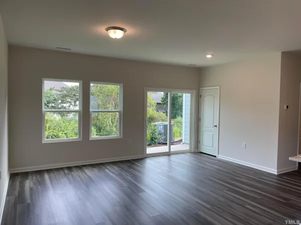 $1,995 | 101 Joneshaven Drive, Fuquay-Varina, NC 27526