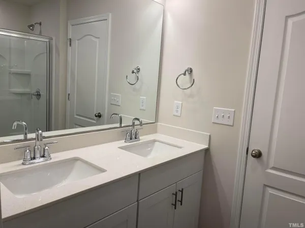 $1,995 | 101 Joneshaven Drive, Fuquay-Varina, NC 27526